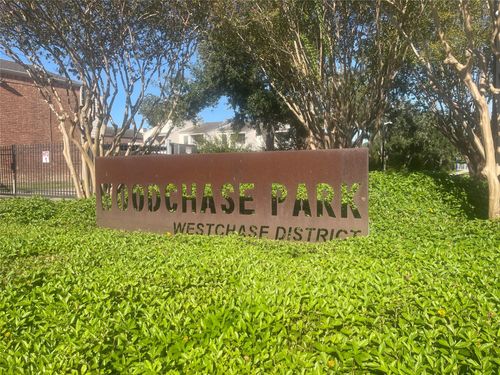 apt-55-3900 Woodchase Dr, Houston, TX, 77042-5819 | Card Image