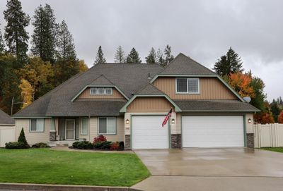 16008 E Renz Dr, Home with 5 bedrooms, 3 bathrooms and null parking in Spokane Valley WA | Image 1