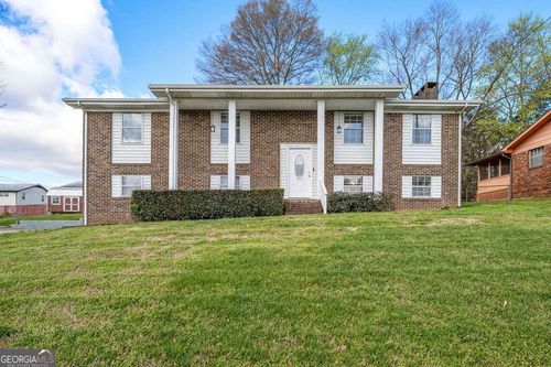 111 Edgewood Cir, Fort Oglethorpe, GA, 30742-3013 | Card Image