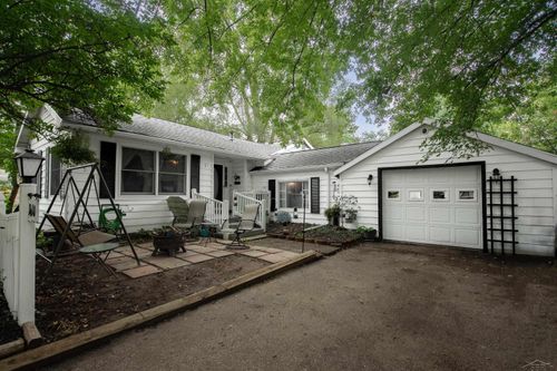 1610 E Ashman St, Midland, MI, 48642-5160 | Card Image