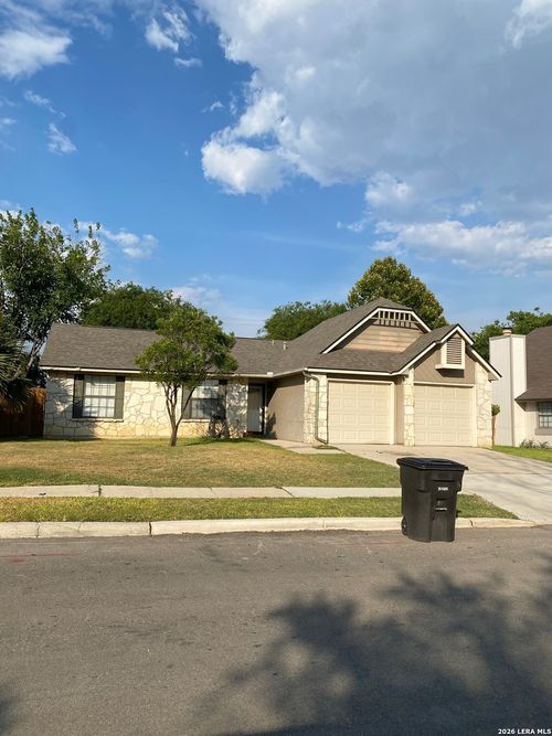 5614 Champions Hill Dr, San Antonio, TX, 78233-4481 | Card Image