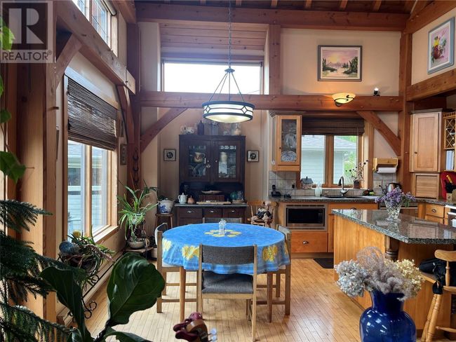 130 8 Th St, House other with 2 bedrooms, 3 bathrooms and null parking in Kaslo BC | Image 41