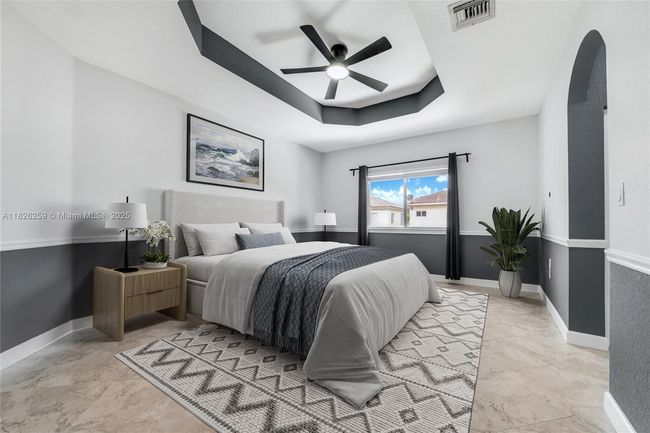 22466 Sw 94 Th Pl, House other with 5 bedrooms, 3 bathrooms and null parking in Cutler Bay FL | Image 6