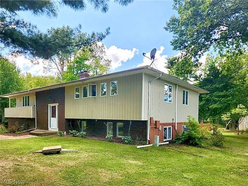 2975 Brown Rd, Ashtabula, OH, 44004-8813 | Card Image