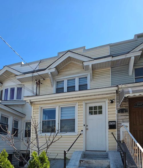 9245 76th St, Woodhaven, NY, 11421-2819 | Card Image