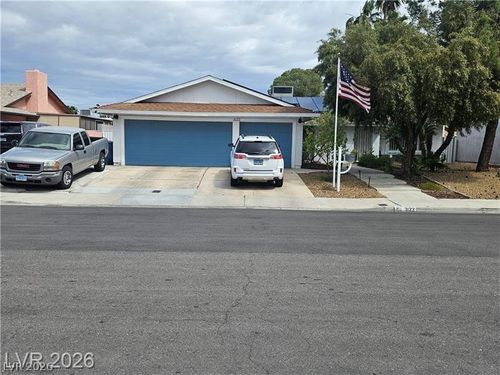 3122 Elmrock Pl, Las Vegas, NV, 89121-5630 | Card Image