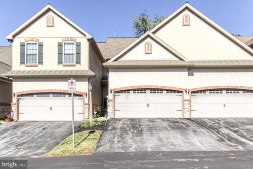 5592 Twilight Dr, Harrisburg, PA, 17111-3739 | Card Image