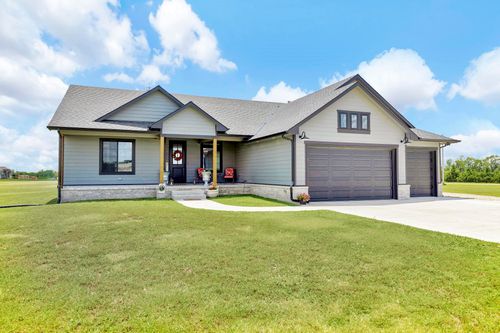 18311 W Highview Dr, Goddard, KS, 67052-7706 | Card Image