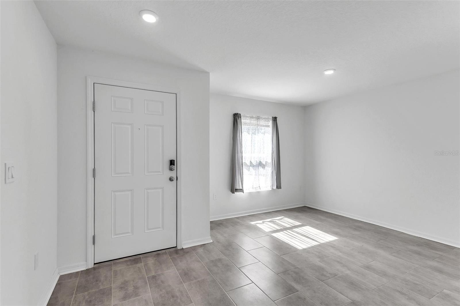 Residential Lease in PALM COAST 5