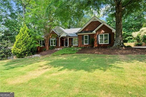 714 Lakeglen Drive, Suwanee, GA, 30024 | Card Image