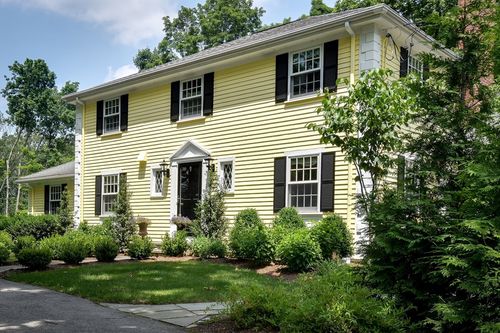2 Wildwood Rd, Dover, MA, 02030-2357 | Card Image