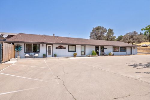 5255 State Highway 49 N, Mariposa, CA, 95338-9501 | Card Image