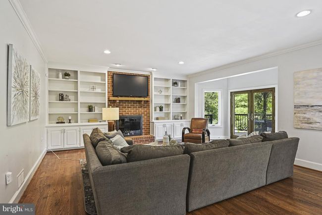 1016 Bellview Rd, House other with 5 bedrooms, 5 bathrooms and null parking in MCLEAN VA | Image 8