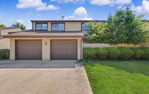 2142-2142 Harbortown Cir, Champaign, IL, 61821-6426 | Card Image