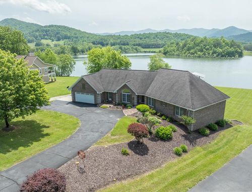 1537 Victoria Woods, Hiawassee, GA, 30546-3630 | Card Image