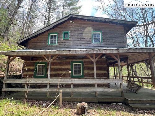 134 River Bend Rd, Sugar Grove, NC, 28679-9405 | Card Image