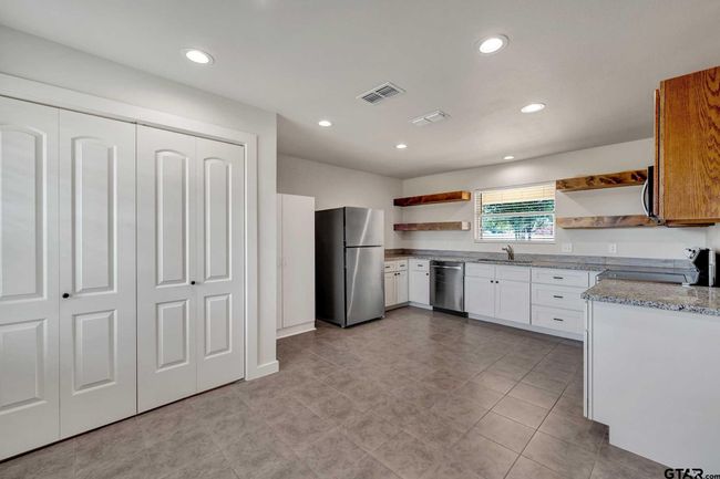 140 Fm 16 W, Home with 0 bedrooms, 0 bathrooms and null parking in Tyler TX | Image 16