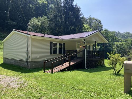 6 Fisher St, Pomeroy, OH, 45769-1121 | Card Image