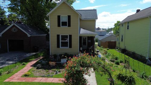 74 Grand Ave, Tiffin, OH, 44883-1342 | Card Image