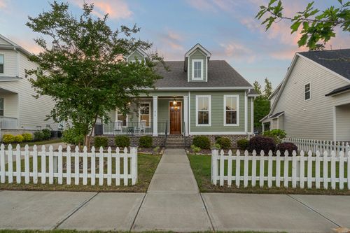 910 Ellis Ln, Evans, GA, 30809-5528 | Card Image