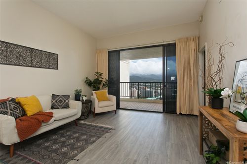 pha-990 Ala Nanala St, Honolulu, HI, 96818-2967 | Card Image