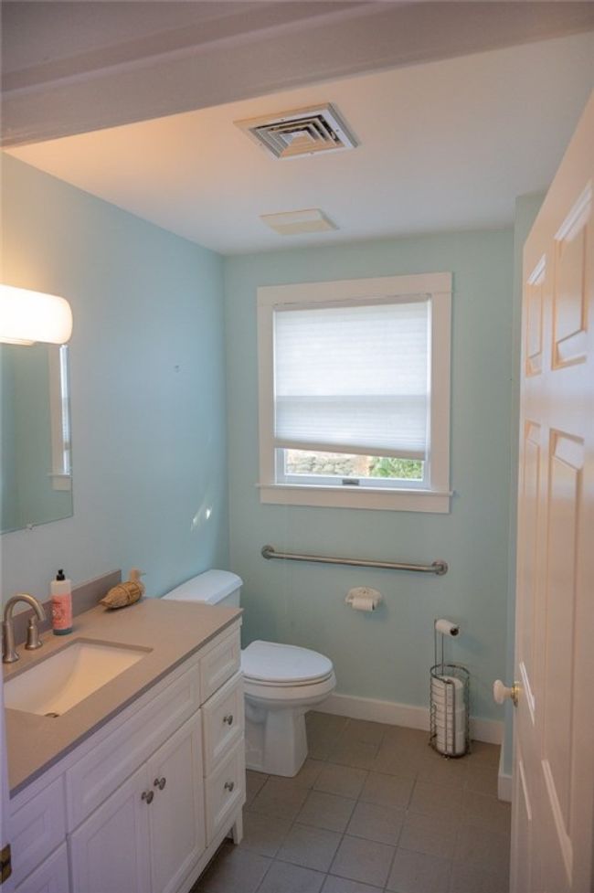 33 Meeting House Ln, Home with 0 bedrooms, 0 bathrooms and 7 parking in Little Compton RI | Image 12