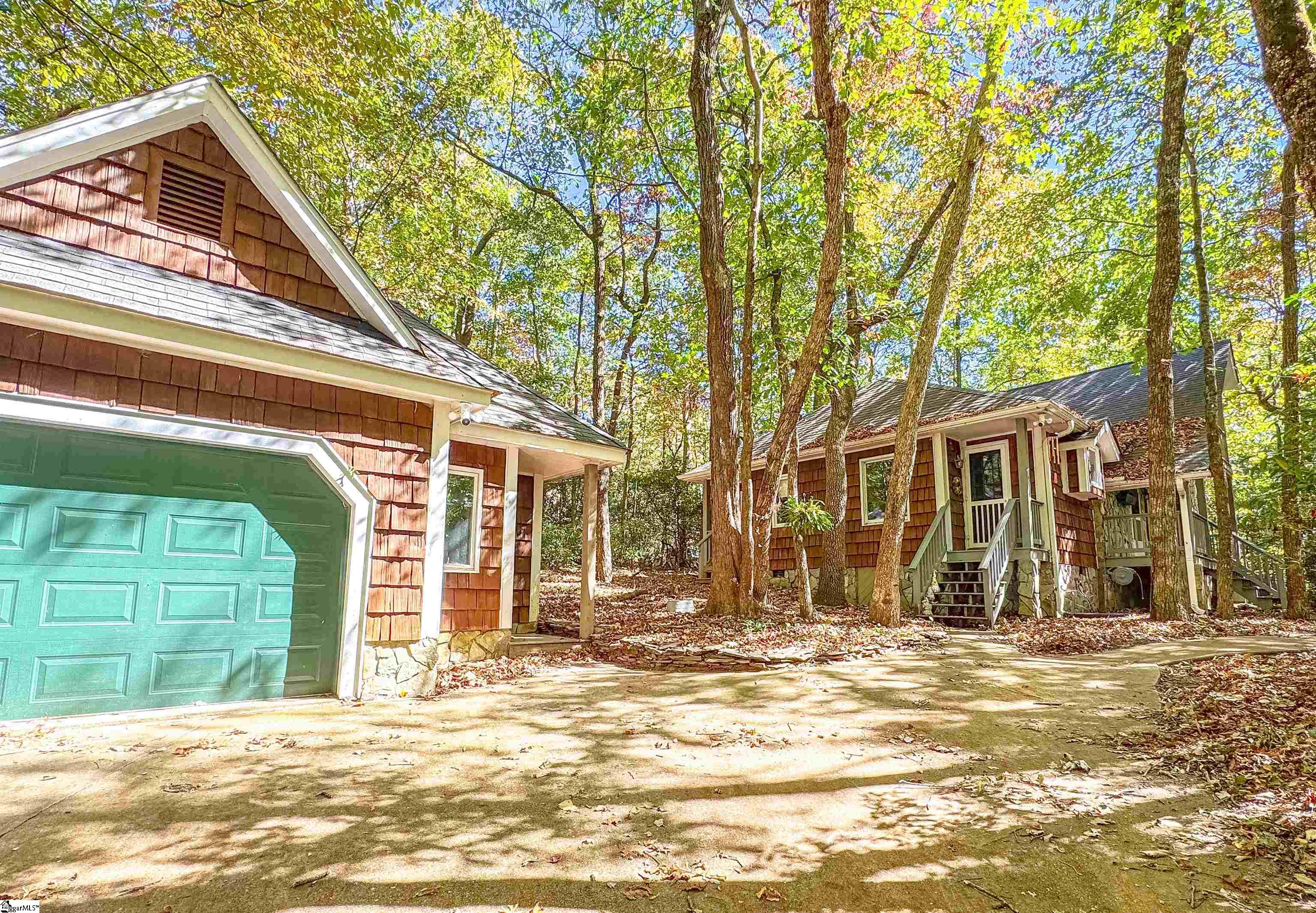 Cliff Ridge Dr, Cleveland, SC 29635