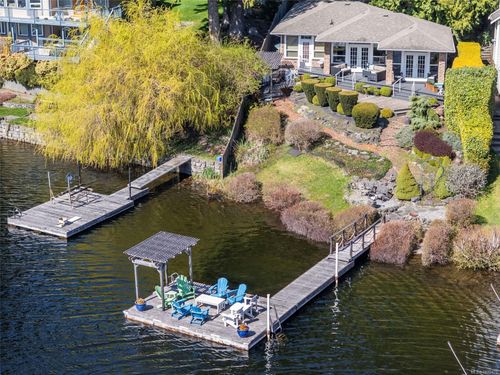 2308 Renfrew Rd, Shawnigan Lake, BC, V8H2E8 | Card Image