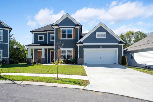 8262 Pennant Pl, Chattanooga, TN, 37421-7611 | Card Image