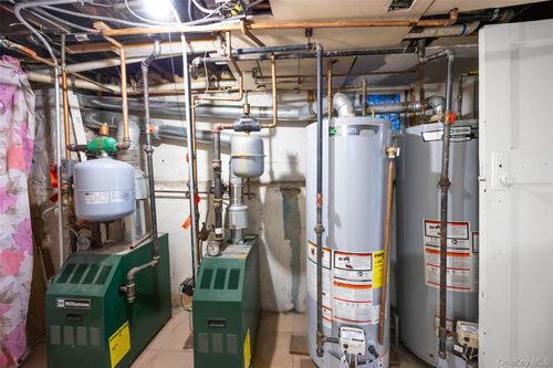 43 163rd Street, New York, NY, 11358 | Card Image