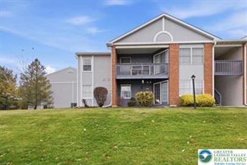 4747 Cheryl Dr, Bethlehem, PA, 18017-8719 | Card Image