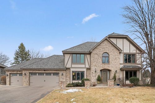 11608 Tanglewood Drive, Eden Prairie, MN, 55347 | Card Image