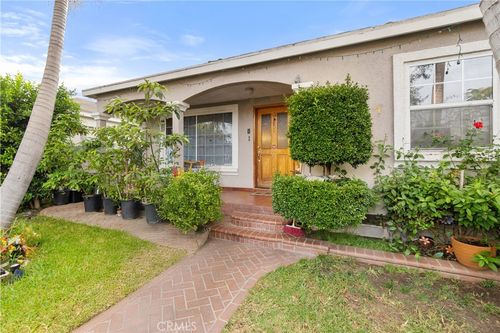 1517 Simmons Ave, Commerce, CA, 90022-4242 | Card Image