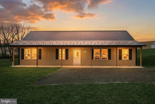 10620 Enfield Rd, FELTON, PA, 17322-7866 | Card Image