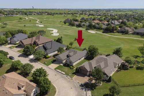 11613 Mayfield Dr, Denton, TX, 76207-6738 | Card Image
