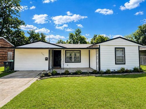 8123 Redfern Drive, Houston, TX, 77033 | Card Image