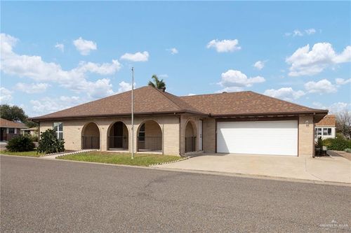 400 Taurus St, Mission, TX, 78572-6516 | Card Image