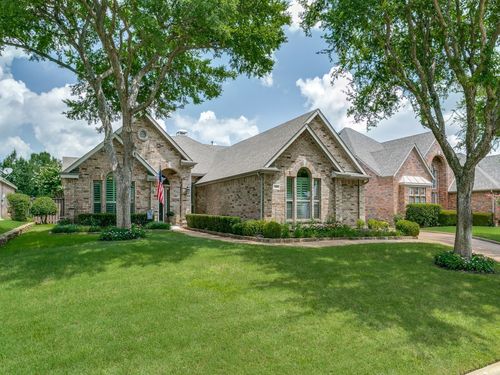 706 Ashleigh Ln, Southlake, TX, 76092-8625 | Card Image