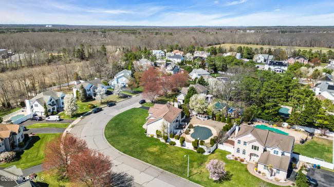 31 Woodview Dr, House other with 5 bedrooms, 4 bathrooms and null parking in Howell NJ | Image 47