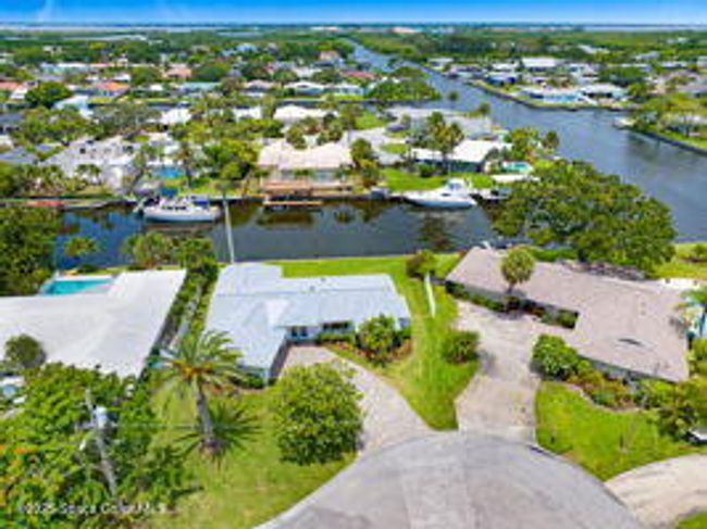 57 Riverview Ln, House other with 3 bedrooms, 2 bathrooms and null parking in Cocoa Beach FL | Image 80