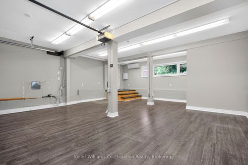 garage-600 Hugel Ave, Midland, ON, L4R1W4 | Card Image