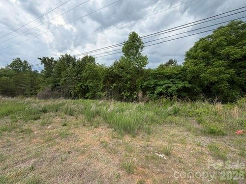 2049 Old Shelby Road, Hickory, NC, 28602 | Card Image