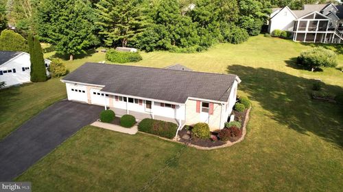 1526 Yardal Rd, STATE COLLEGE, PA, 16801-6963 | Card Image