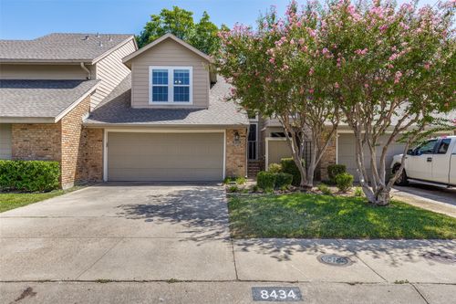8434 Towneship Ln, Dallas, TX, 75243-8039 | Card Image