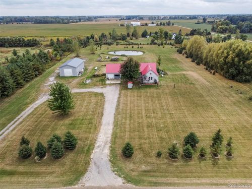 3211 Willis Rd, Brown City, MI, 48416-9119 | Card Image