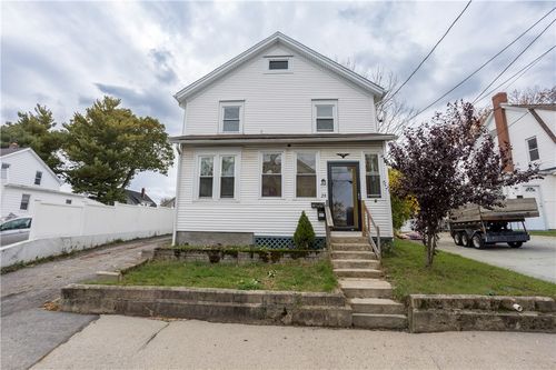 28 Yorkshire St, Providence, RI, 02908-1721 | Card Image
