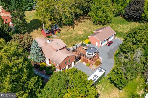 21 Sycamore Ln, CHESTER SPRINGS, PA, 19425-2406 | Card Image