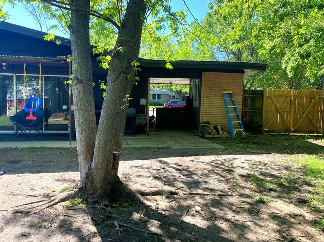 302 Meadow Dr, House other with 2 bedrooms, 1 bathrooms and null parking in Gainesville TX | Image 21