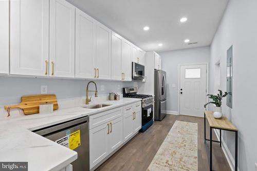 1612 E Chase St, BALTIMORE, MD, 21213-3021 | Card Image