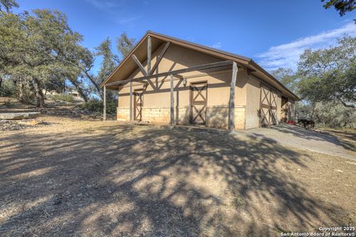 1022 Ranger Rdg, New Braunfels, TX, 78132-1841 | Card Image